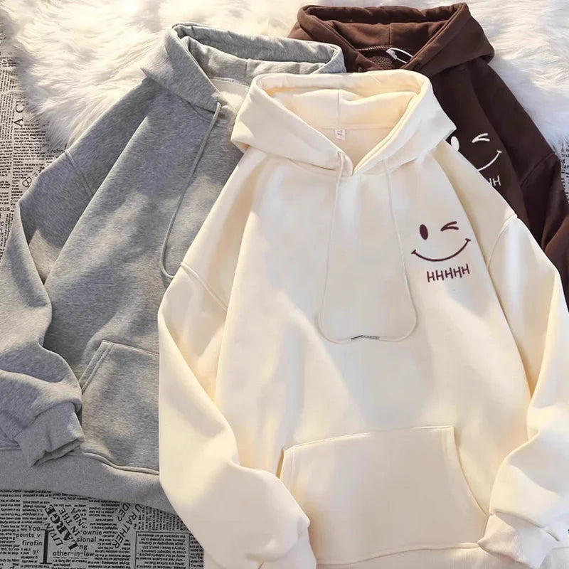 Cozy “Smiley Mood” Oversized Hoodie – Aesthetic Soft Grunge Unisex Pullover.